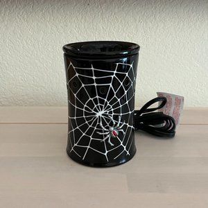 NEW Scentsy Creepy Crawly Halloween Candle Warmer
